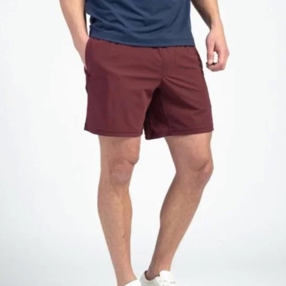 RHONE Essentials Training Shorts Unlined NEW - Picture 1 of 6
